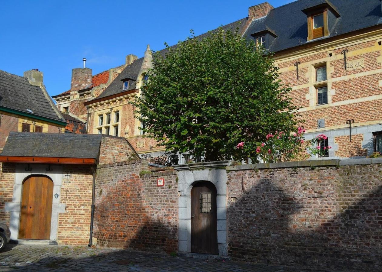 Het Begijnhof Tongeren Center Daire Dış mekan fotoğraf